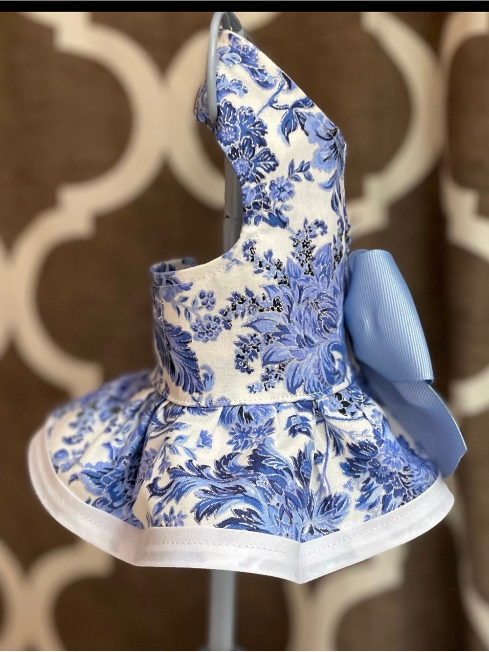Dog Harness with Ruffle: Vintage Tea Party - Picture 3 of 4